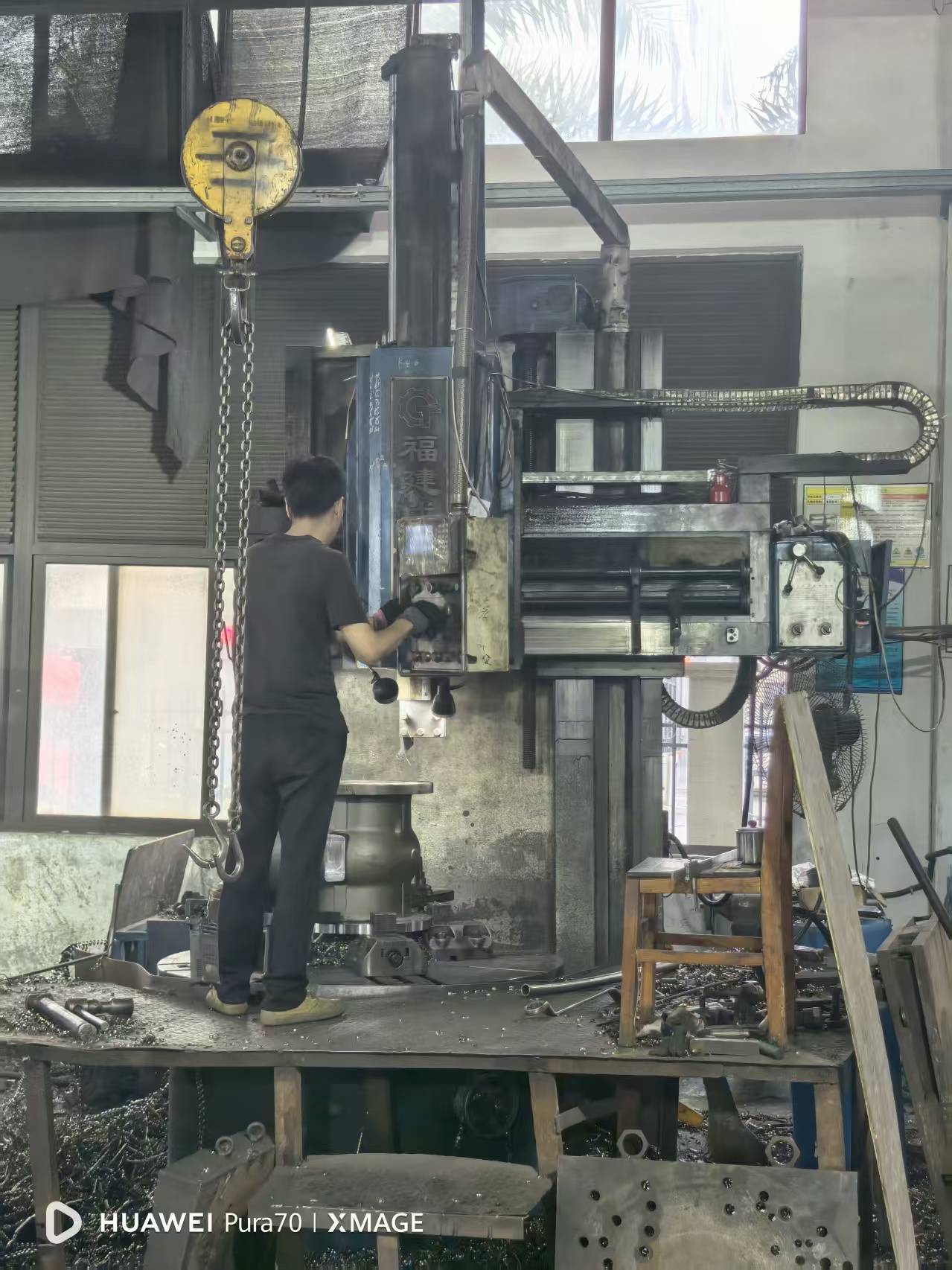 三伏 “蒸” 考验，精工 “闸” 得住 —— 上海禹轩闸阀车间生产现场直击(图1)